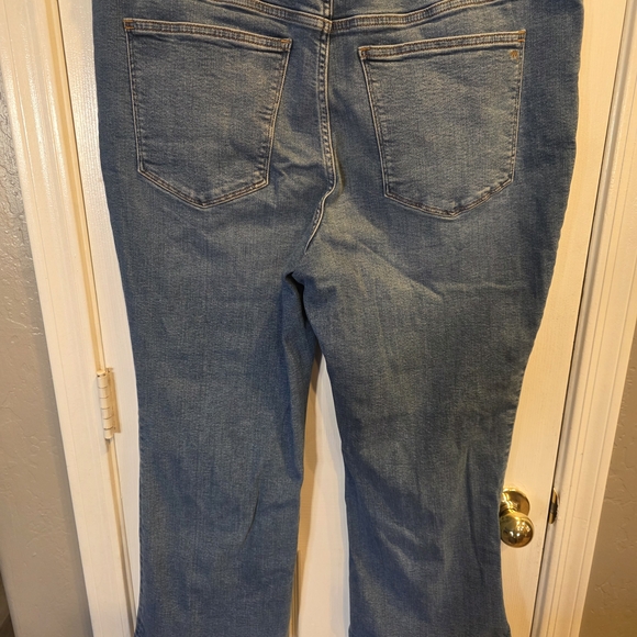 Madewell Blue Boot Cut Jeans - Picture 5 of 7